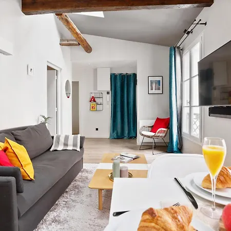Eiffel Tower & Champ De Mars - 1br - Cityapartmentstay * Paris