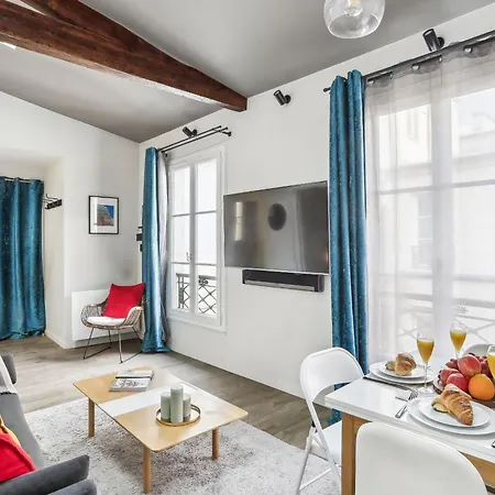 Apartment Eiffel Tower & Champ De Mars - 1br - Cityapartmentstay Paris